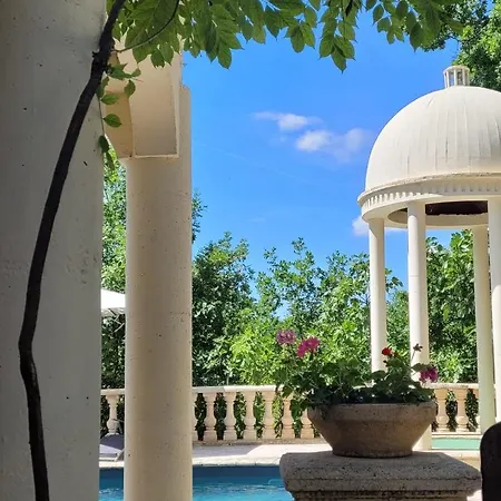 Beautiful Chateau Joncasses With Large Private Pool Cambayrac